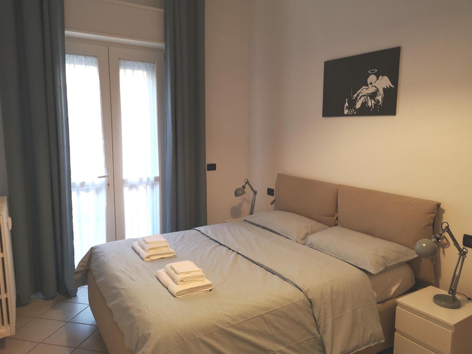Holiday Apartment - Brescia Centro - Parcheggio Privato Екстер'єр фото