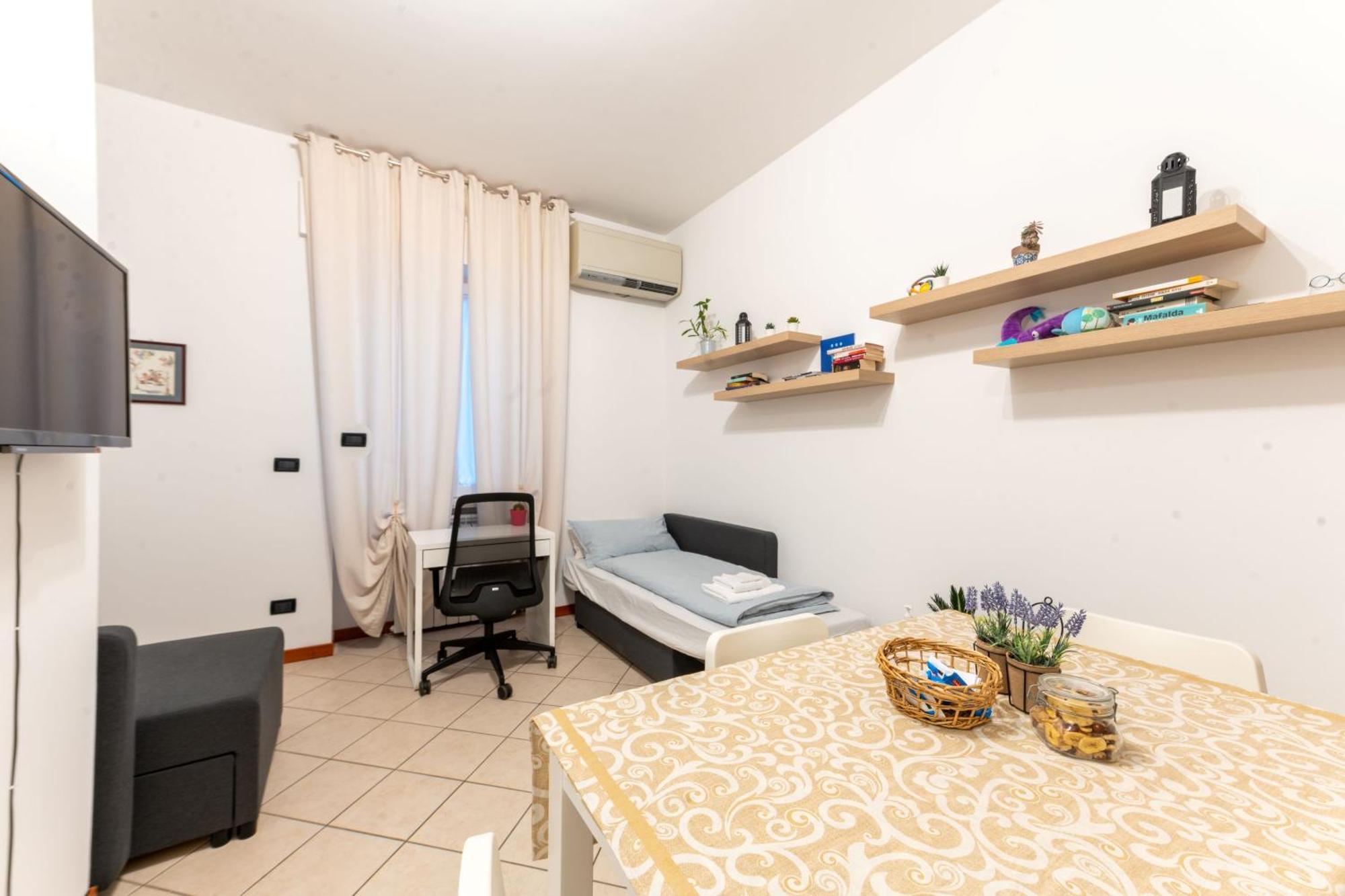 Holiday Apartment - Brescia Centro - Parcheggio Privato Екстер'єр фото